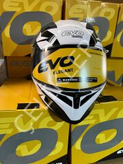 EVO KAPALI KASK BEYAZ SİYAH GÖZLÜKLÜ MODEL